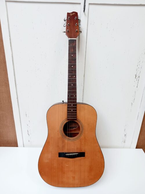 Vintage Fender Gemini II akoestische gitaar bouwjaar 1986 Korea | dit legendarische model werd door Prince gebruikt op het album "Diamonde and Pearls"